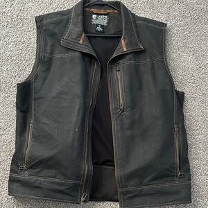 KÜHL Black Sleeveless Vest